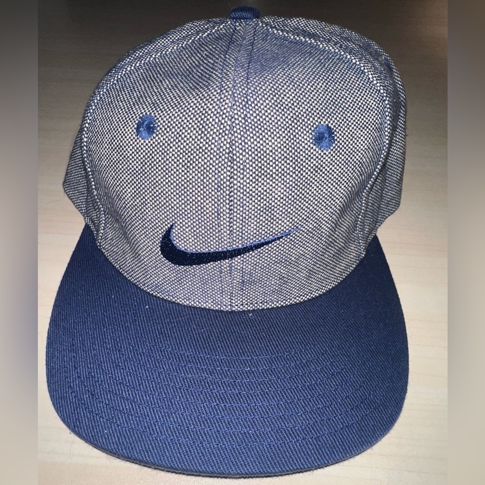 Vintage Nike Velcro Golf Hat